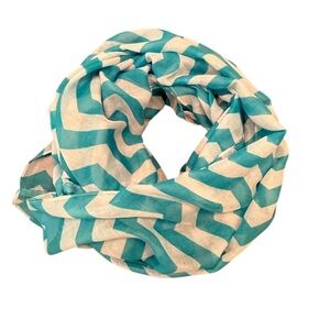 Etcetera by Carlisle White and Aqua Chevron Infinity Scarf